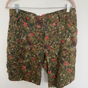 Duluth Trading Co. Floral Cargo Shorts Size 14